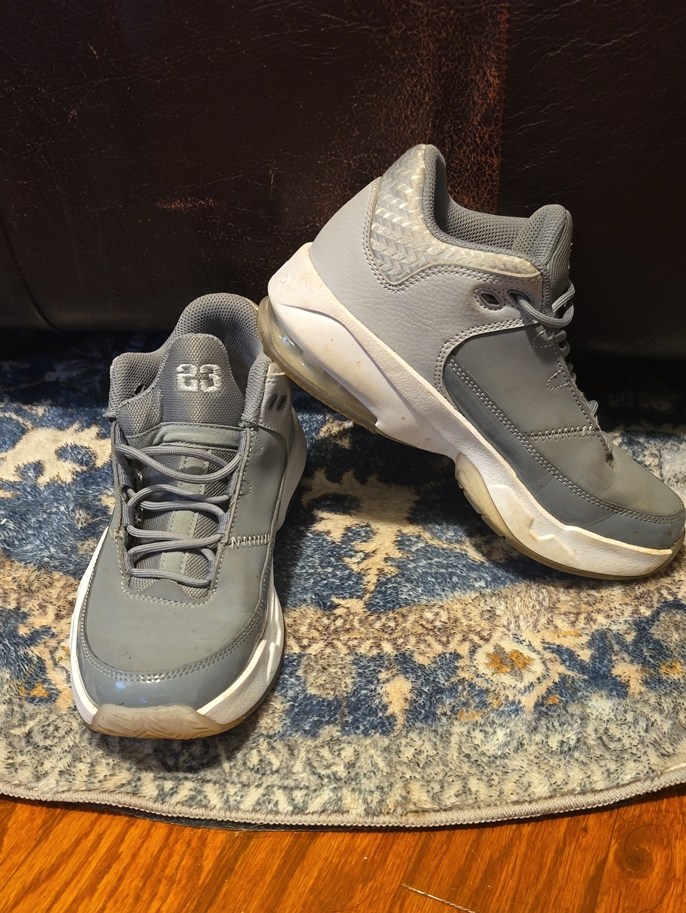 Jordan Kid's Gray Low-Top Sneakers